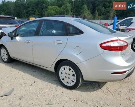 Сірий Форд Фієста, об'ємом двигуна 1.6 л та пробігом 118 тис. км за 5400 $, фото 2 на Automoto.ua