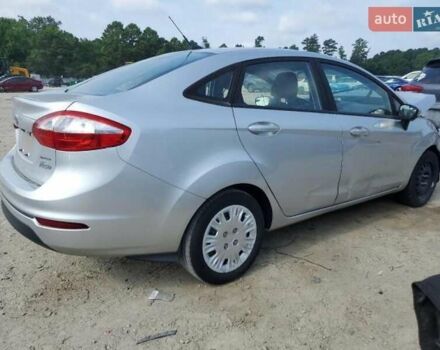 Сірий Форд Фієста, об'ємом двигуна 1.6 л та пробігом 118 тис. км за 5400 $, фото 4 на Automoto.ua