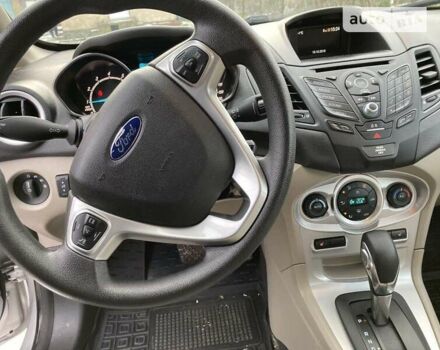 Сірий Форд Фієста, об'ємом двигуна 1.6 л та пробігом 106 тис. км за 8100 $, фото 10 на Automoto.ua