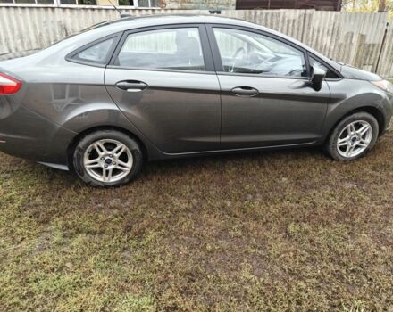 Сірий Форд Фієста, об'ємом двигуна 1.6 л та пробігом 131 тис. км за 9500 $, фото 3 на Automoto.ua