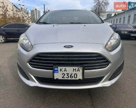 Серый Форд Фиеста, объемом двигателя 1.6 л и пробегом 82 тыс. км за 7600 $, фото 3 на Automoto.ua