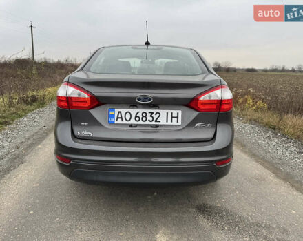Сірий Форд Фієста, об'ємом двигуна 1.6 л та пробігом 59 тис. км за 9000 $, фото 7 на Automoto.ua