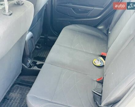 Сірий Форд Фієста, об'ємом двигуна 1.6 л та пробігом 78 тис. км за 6800 $, фото 14 на Automoto.ua