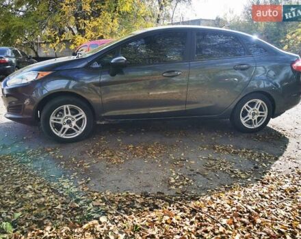 Сірий Форд Фієста, об'ємом двигуна 1.6 л та пробігом 64 тис. км за 9200 $, фото 2 на Automoto.ua