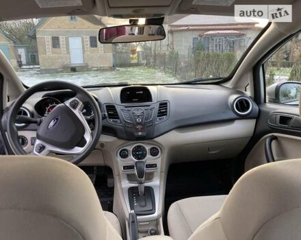 Сірий Форд Фієста, об'ємом двигуна 1.6 л та пробігом 106 тис. км за 8100 $, фото 7 на Automoto.ua
