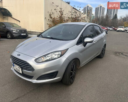 Серый Форд Фиеста, объемом двигателя 1.6 л и пробегом 82 тыс. км за 7600 $, фото 2 на Automoto.ua