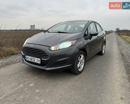 Сірий Форд Фієста, об'ємом двигуна 1.6 л та пробігом 59 тис. км за 9000 $, фото 2 на Automoto.ua