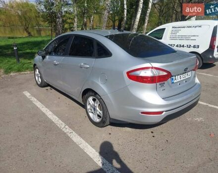 Серый Форд Фиеста, объемом двигателя 1.6 л и пробегом 110 тыс. км за 8800 $, фото 8 на Automoto.ua