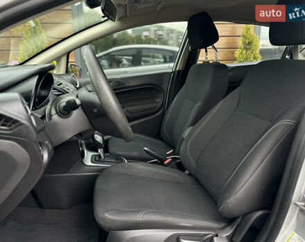 Сірий Форд Фієста, об'ємом двигуна 1.6 л та пробігом 77 тис. км за 10500 $, фото 32 на Automoto.ua