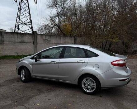 Серый Форд Фиеста, объемом двигателя 1.6 л и пробегом 99 тыс. км за 9500 $, фото 9 на Automoto.ua