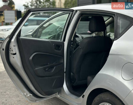 Сірий Форд Фієста, об'ємом двигуна 1.6 л та пробігом 77 тис. км за 10500 $, фото 54 на Automoto.ua