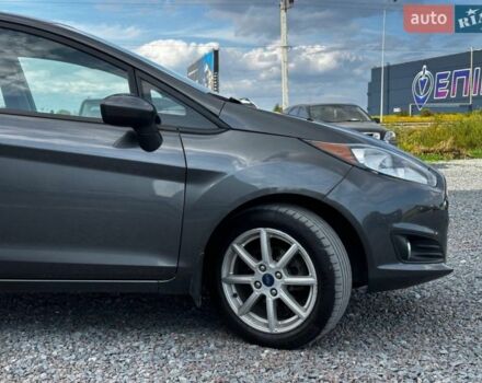 Серый Форд Фиеста, объемом двигателя 1.6 л и пробегом 8 тыс. км за 8700 $, фото 2 на Automoto.ua