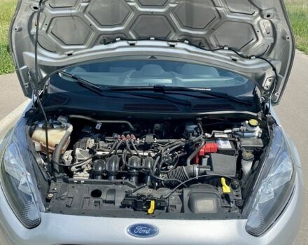 Серый Форд Фиеста, объемом двигателя 0.16 л и пробегом 112 тыс. км за 7500 $, фото 3 на Automoto.ua