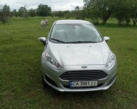 Серый Форд Фиеста, объемом двигателя 1.6 л и пробегом 76 тыс. км за 7999 $, фото 6 на Automoto.ua