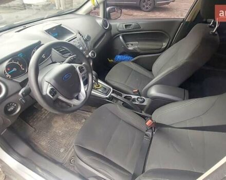 Серый Форд Фиеста, объемом двигателя 1.6 л и пробегом 111 тыс. км за 8700 $, фото 3 на Automoto.ua