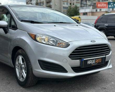 Сірий Форд Фієста, об'ємом двигуна 1.6 л та пробігом 77 тис. км за 10500 $, фото 10 на Automoto.ua