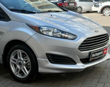 Сірий Форд Фієста, об'ємом двигуна 1.6 л та пробігом 96 тис. км за 9490 $, фото 3 на Automoto.ua