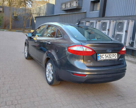 Серый Форд Фиеста, объемом двигателя 1.6 л и пробегом 87 тыс. км за 8800 $, фото 6 на Automoto.ua