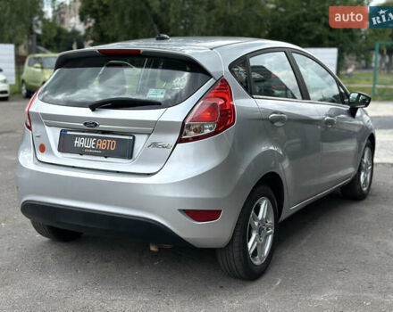 Сірий Форд Фієста, об'ємом двигуна 1.6 л та пробігом 77 тис. км за 10500 $, фото 22 на Automoto.ua