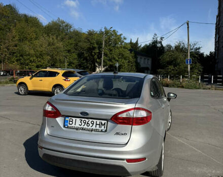 Сірий Форд Фієста, об'ємом двигуна 1.6 л та пробігом 104 тис. км за 12500 $, фото 3 на Automoto.ua