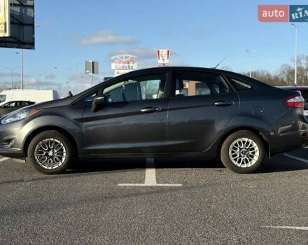 Серый Форд Фиеста, объемом двигателя 1.6 л и пробегом 95 тыс. км за 7800 $, фото 3 на Automoto.ua