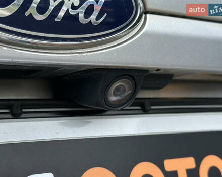 Сірий Форд Фієста, об'ємом двигуна 1.6 л та пробігом 77 тис. км за 10500 $, фото 19 на Automoto.ua