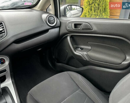 Сірий Форд Фієста, об'ємом двигуна 1.6 л та пробігом 77 тис. км за 10500 $, фото 52 на Automoto.ua