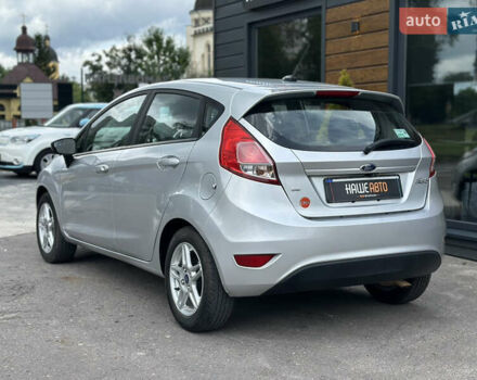 Сірий Форд Фієста, об'ємом двигуна 1.6 л та пробігом 77 тис. км за 10500 $, фото 13 на Automoto.ua