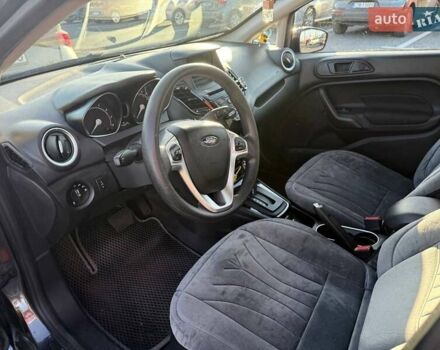 Серый Форд Фиеста, объемом двигателя 1.6 л и пробегом 95 тыс. км за 7800 $, фото 9 на Automoto.ua