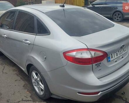 Серый Форд Фиеста, объемом двигателя 1.6 л и пробегом 111 тыс. км за 8700 $, фото 1 на Automoto.ua
