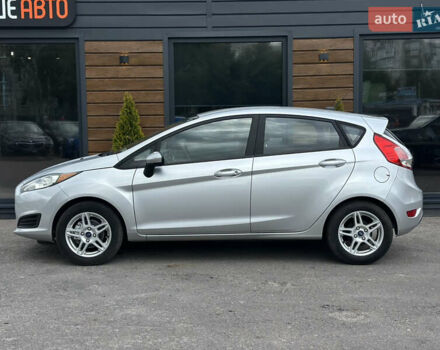 Сірий Форд Фієста, об'ємом двигуна 1.6 л та пробігом 77 тис. км за 10500 $, фото 12 на Automoto.ua
