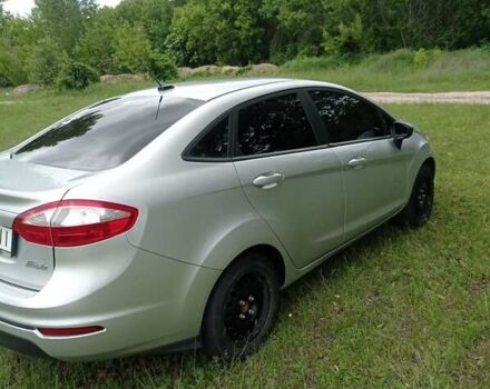 Серый Форд Фиеста, объемом двигателя 1.6 л и пробегом 76 тыс. км за 7999 $, фото 3 на Automoto.ua