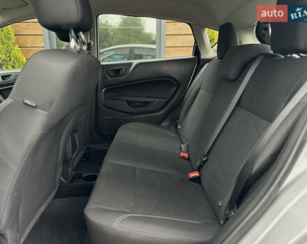 Сірий Форд Фієста, об'ємом двигуна 1.6 л та пробігом 77 тис. км за 10500 $, фото 57 на Automoto.ua