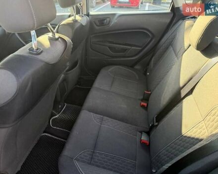 Серый Форд Фиеста, объемом двигателя 1.6 л и пробегом 95 тыс. км за 7800 $, фото 11 на Automoto.ua