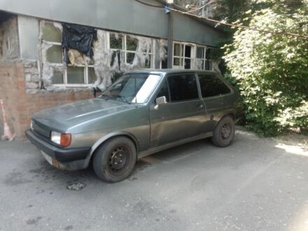 Серый Форд Фиеста, объемом двигателя 0 л и пробегом 1000 тыс. км за 899 $, фото 1 на Automoto.ua