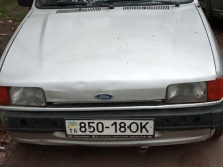 Серый Форд Фиеста, объемом двигателя 1 л и пробегом 287 тыс. км за 300 $, фото 1 на Automoto.ua