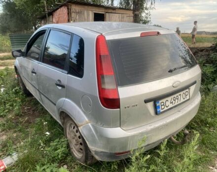 Сірий Форд Фієста, об'ємом двигуна 1.4 л та пробігом 300 тис. км за 2000 $, фото 1 на Automoto.ua