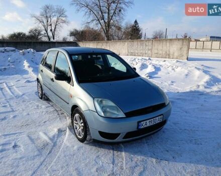 Серый Форд Фиеста, объемом двигателя 1.4 л и пробегом 190 тыс. км за 3300 $, фото 1 на Automoto.ua