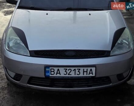 Сірий Форд Фієста, об'ємом двигуна 1.4 л та пробігом 173 тис. км за 4250 $, фото 1 на Automoto.ua