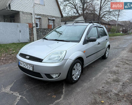 Серый Форд Фиеста, объемом двигателя 0 л и пробегом 190 тыс. км за 3700 $, фото 1 на Automoto.ua
