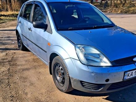 Форд Фієста 2005 у Коростене на Automoto.ua Сірий Форд Фієста, об'ємом двигуна 1.4 л та пробігом 266 тис. км за 2300 $, фото 1 на Automoto.ua
