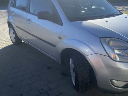 Форд Фиеста 2005 в Дрогобыче на Automoto.ua Серый Форд Фиеста, объемом двигателя 1.4 л и пробегом 250 тыс. км за 2800 $, фото 1 на Automoto.ua