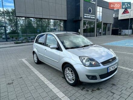 Форд Фиеста 2006 в Львове на Automoto.ua Серый Форд Фиеста, объемом двигателя 1.4 л и пробегом 183 тыс. км за 6100 $, фото 1 на Automoto.ua