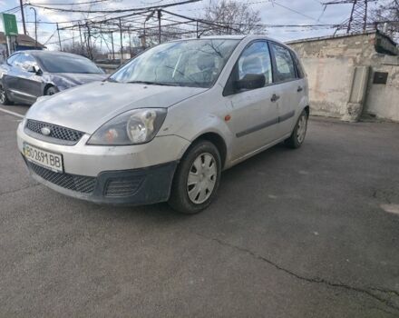 Серый Форд Фиеста, объемом двигателя 1.3 л и пробегом 240 тыс. км за 2400 $, фото 1 на Automoto.ua
