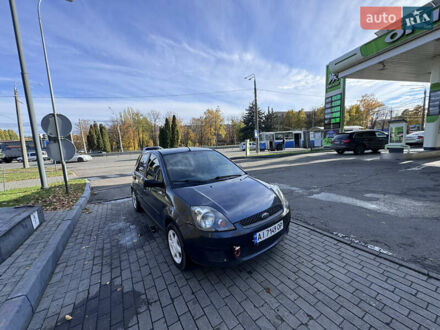 Форд Фиеста 2006 в Черкассах на Automoto.ua Серый Форд Фиеста, объемом двигателя 1.39 л и пробегом 175 тыс. км за 2999 $, фото 1 на Automoto.ua