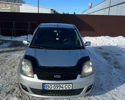 Сірий Форд Фієста, об'ємом двигуна 1.3 л та пробігом 244 тис. км за 4000 $, фото 1 на Automoto.ua