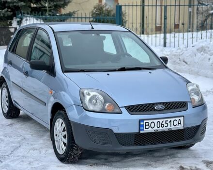 Серый Форд Фиеста, объемом двигателя 1.3 л и пробегом 153 тыс. км за 3699 $, фото 1 на Automoto.ua