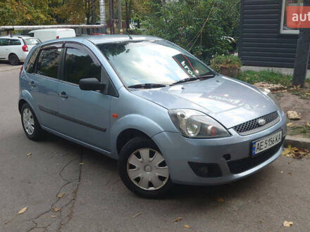 Форд Фиеста 2006 в Днепре (Днепропетровске) на Automoto.ua Серый Форд Фиеста, объемом двигателя 1.3 л и пробегом 200 тыс. км за 3500 $, фото 1 на Automoto.ua