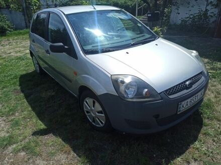 Сірий Форд Фієста, об'ємом двигуна 1.4 л та пробігом 158 тис. км за 3200 $, фото 1 на Automoto.ua