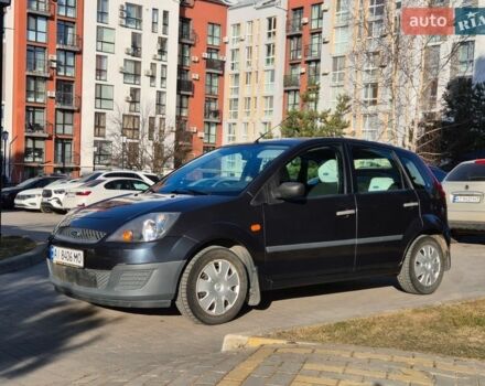 Серый Форд Фиеста, объемом двигателя 1.4 л и пробегом 104 тыс. км за 4800 $, фото 1 на Automoto.ua